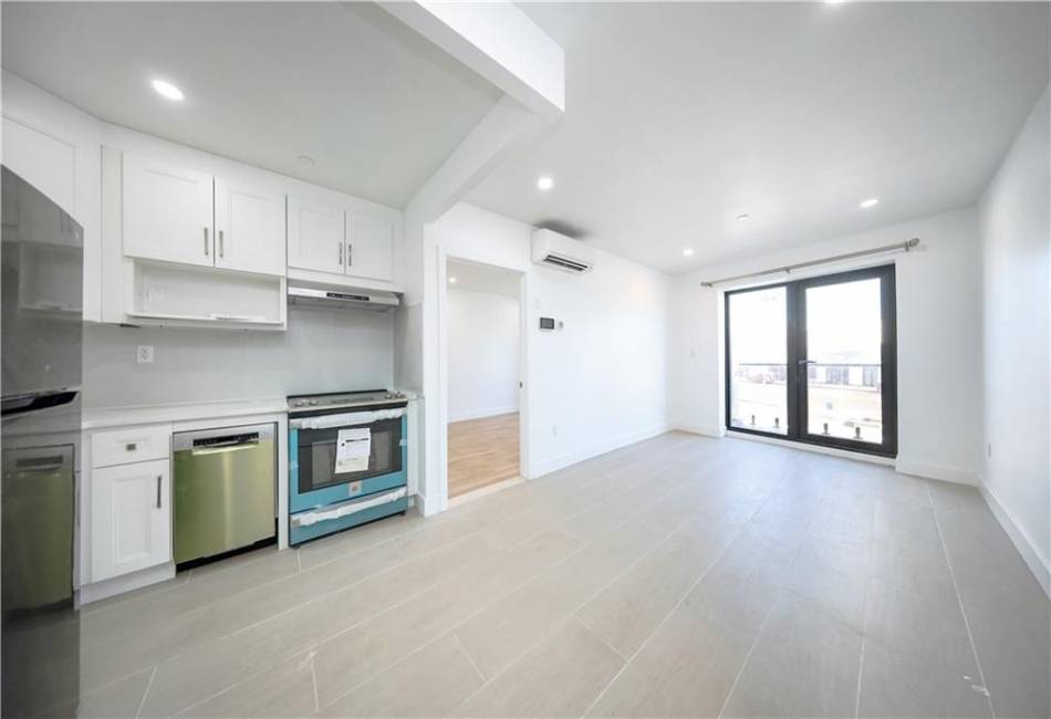 16502 Sanford Avenue, Flushing, New York 11358, ,Mixed Use,For Sale,Sanford,492728