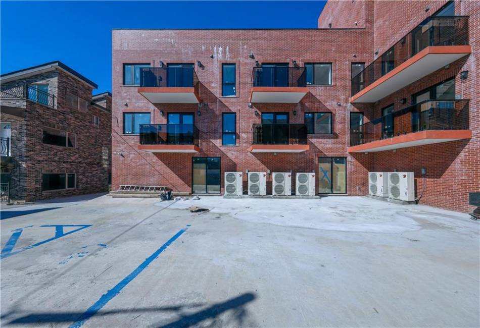 16502 Sanford Avenue, Flushing, New York 11358, ,Mixed Use,For Sale,Sanford,492728