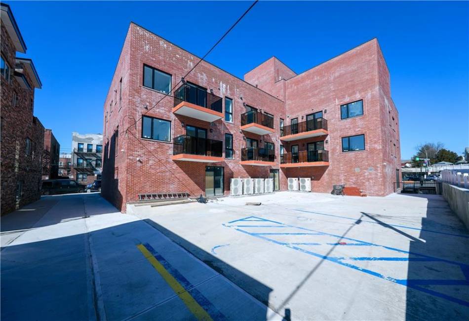 16502 Sanford Avenue, Flushing, New York 11358, ,Mixed Use,For Sale,Sanford,492728