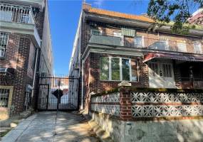 729 55th Street, Brooklyn, New York 11220, 8 Bedrooms Bedrooms, ,4 BathroomsBathrooms,Residential,For Sale,55th,492734