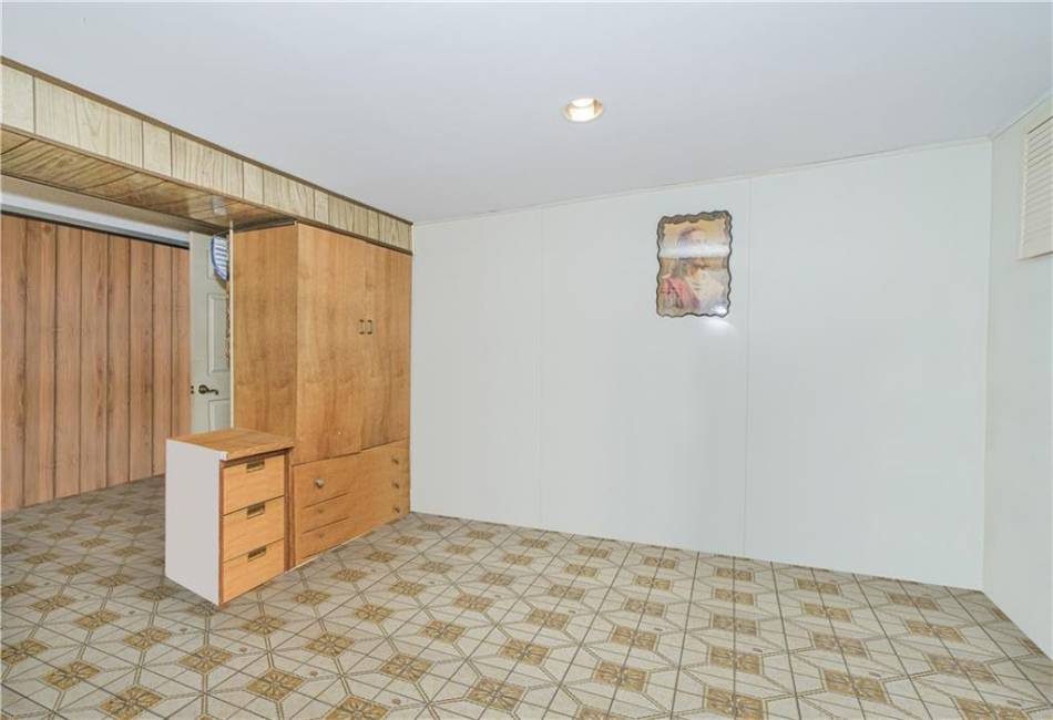 133 Bay 25th Street, Brooklyn, New York 11214, 7 Bedrooms Bedrooms, ,4 BathroomsBathrooms,Residential,For Sale,Bay 25th,492736