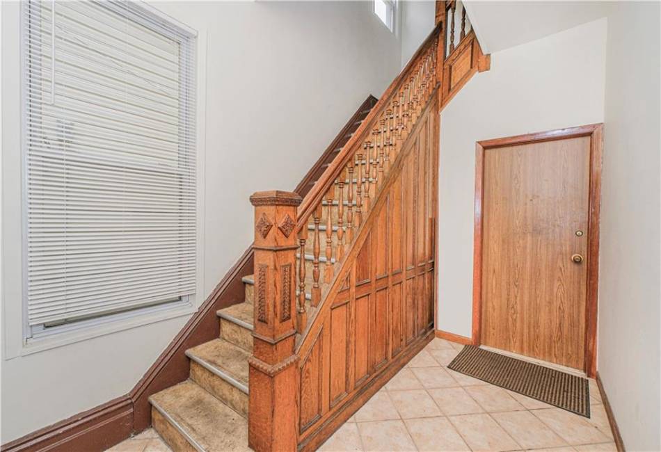 133 Bay 25th Street, Brooklyn, New York 11214, 7 Bedrooms Bedrooms, ,4 BathroomsBathrooms,Residential,For Sale,Bay 25th,492736