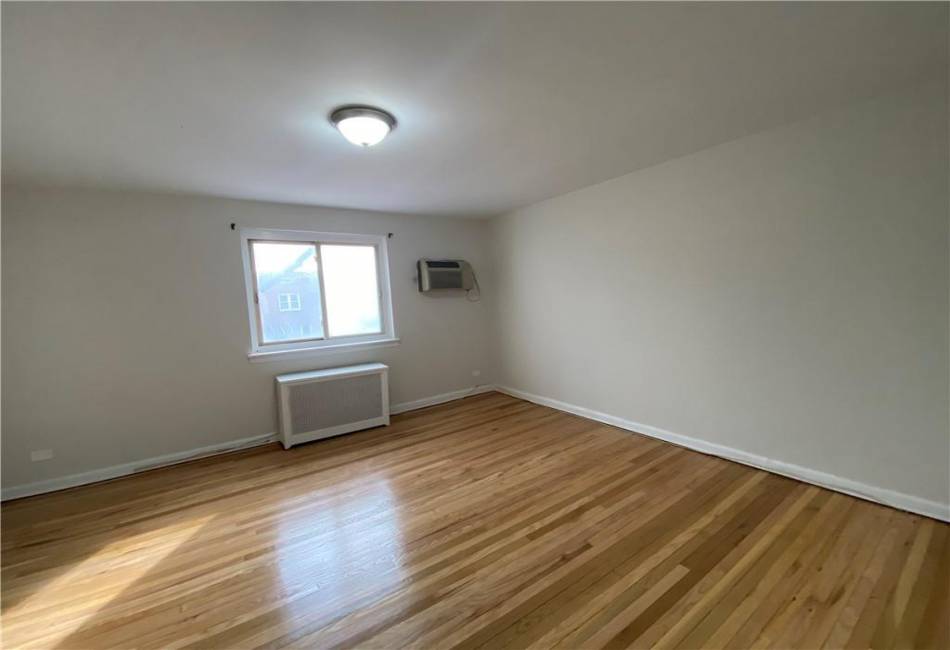 298 Bay 14th Street, Brooklyn, New York 11214, 2 Bedrooms Bedrooms, ,2 BathroomsBathrooms,Residential,For Sale,Bay 14th,489104