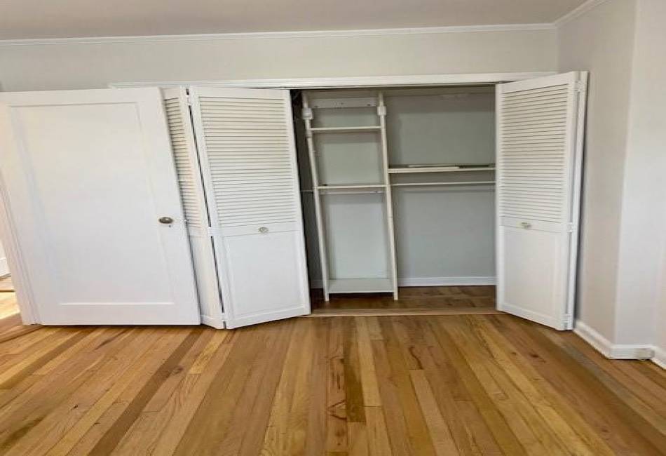 298 Bay 14th Street, Brooklyn, New York 11214, 2 Bedrooms Bedrooms, ,2 BathroomsBathrooms,Residential,For Sale,Bay 14th,489104