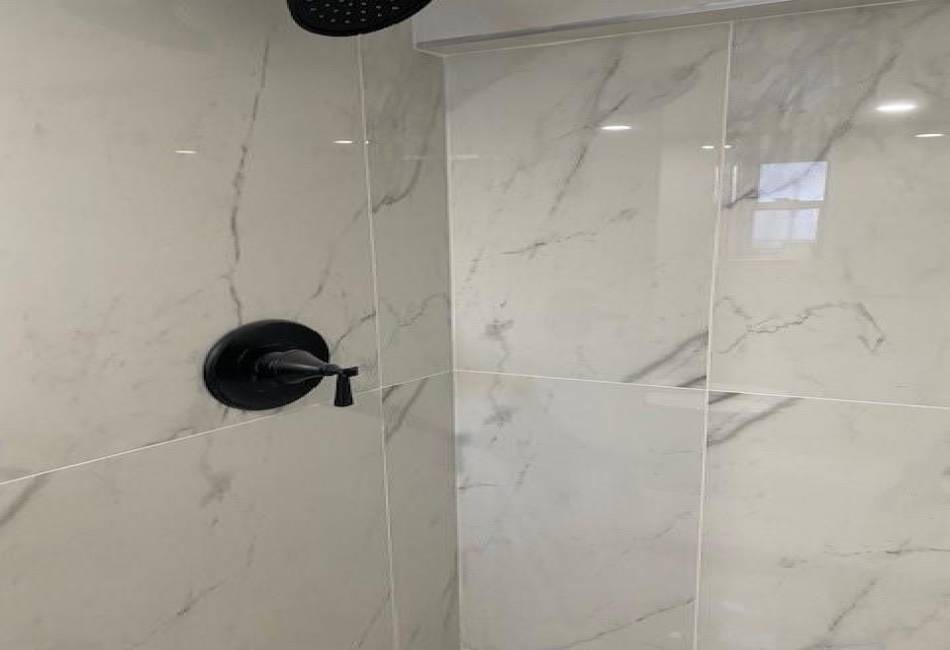 298 Bay 14th Street, Brooklyn, New York 11214, 2 Bedrooms Bedrooms, ,2 BathroomsBathrooms,Residential,For Sale,Bay 14th,489104