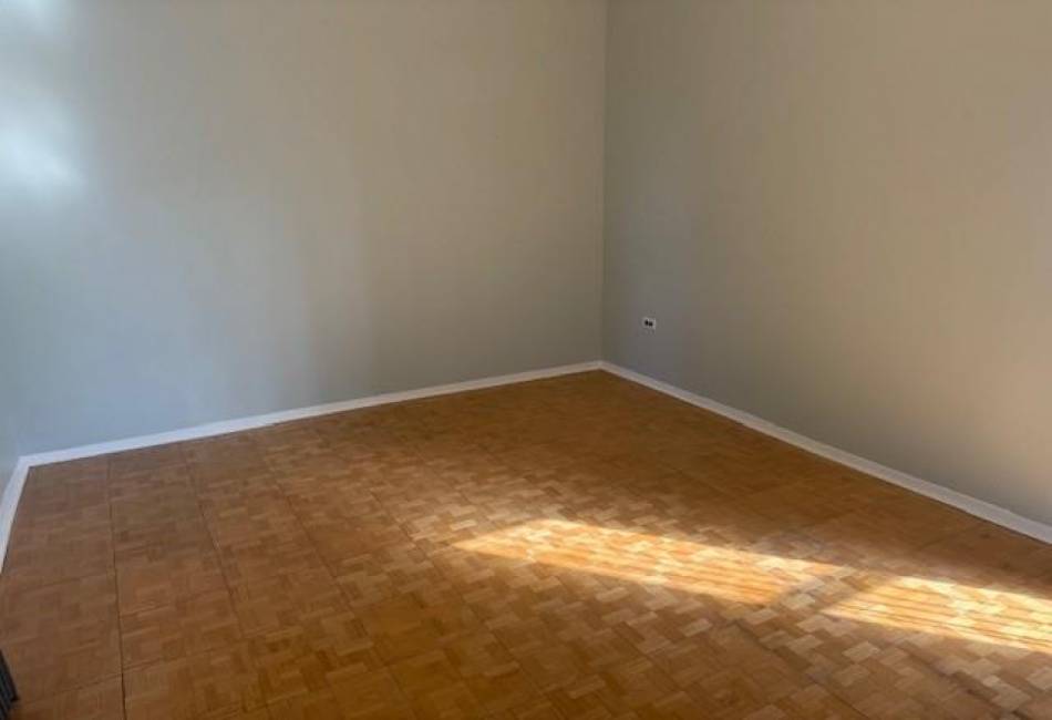1113 68th Street, Brooklyn, New York 11219, ,5 BathroomsBathrooms,Residential,For Sale,68th,492746