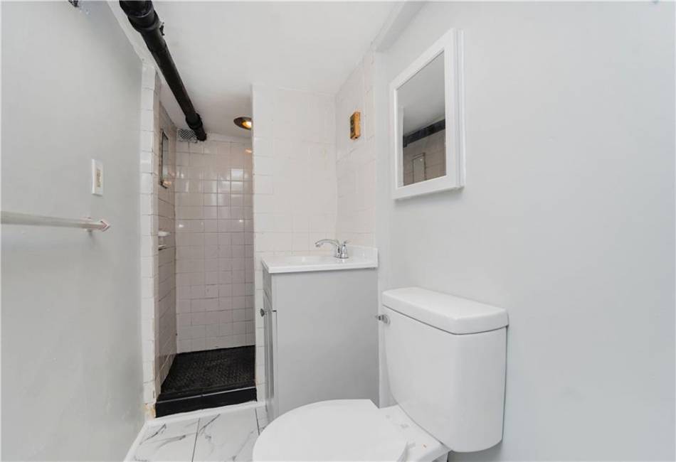 1113 68th Street, Brooklyn, New York 11219, 6 Bedrooms Bedrooms, ,4 BathroomsBathrooms,Residential,For Sale,68th,492746