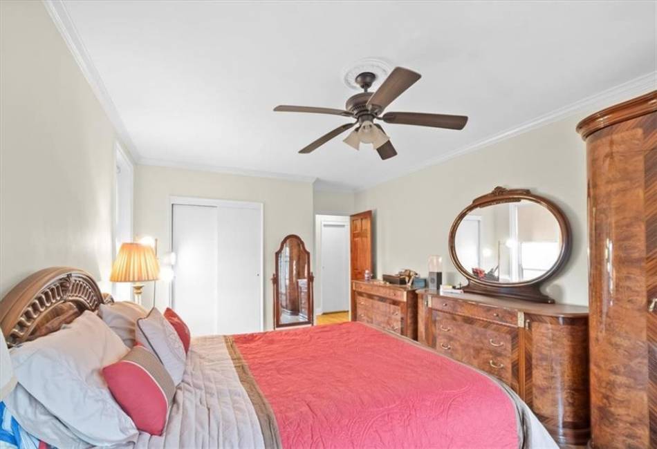 1250 Ocean Parkway, Brooklyn, New York 11230, 1 Bedroom Bedrooms, ,1 BathroomBathrooms,Residential,For Sale,Ocean,492748