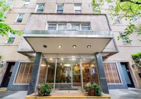 1250 Ocean Parkway, Brooklyn, New York 11230, 1 Bedroom Bedrooms, ,1 BathroomBathrooms,Residential,For Sale,Ocean,492748