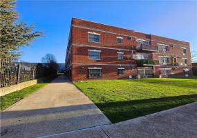 526 Avenue Z, Brooklyn, New York 11223, 2 Bedrooms Bedrooms, ,2 BathroomsBathrooms,Residential,For Sale,Avenue Z,492750