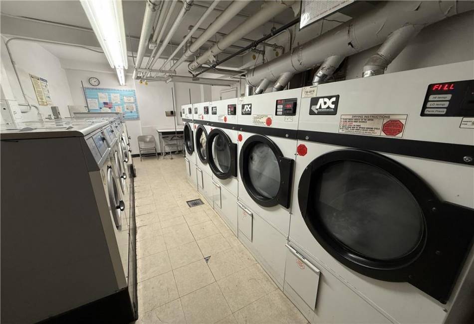 3165 Nostrand Avenue, Brooklyn, New York 11229, 1 Bedroom Bedrooms, ,1 BathroomBathrooms,Residential,For Sale,Nostrand,492753