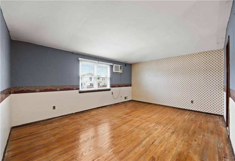49 Shotwell Avenue, Staten Island, New York 10312, 4 Bedrooms Bedrooms, ,3 BathroomsBathrooms,Residential,For Sale,Shotwell,492743
