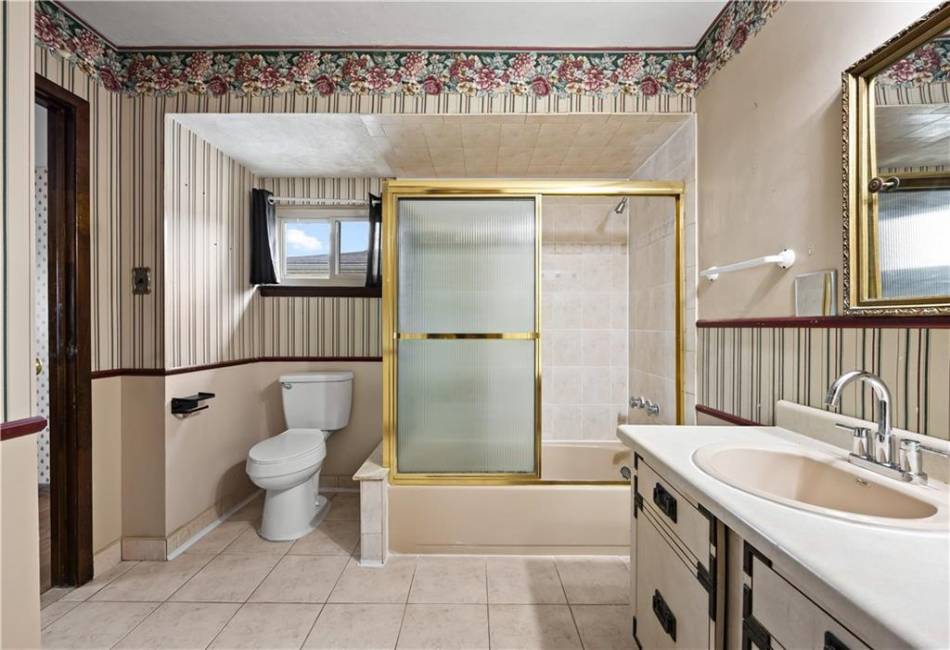 49 Shotwell Avenue, Staten Island, New York 10312, 4 Bedrooms Bedrooms, ,3 BathroomsBathrooms,Residential,For Sale,Shotwell,492743