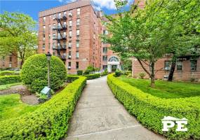 3105 Avenue V, Brooklyn, New York 11229, 1 Bedroom Bedrooms, ,1 BathroomBathrooms,Residential,For Sale,Avenue V,492757