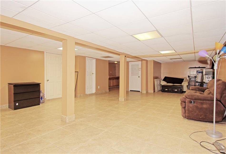2309 Hylan Boulevard, Staten Island, New York 10306, 6 Bedrooms Bedrooms, ,3 BathroomsBathrooms,Residential,For Sale,Hylan,492763