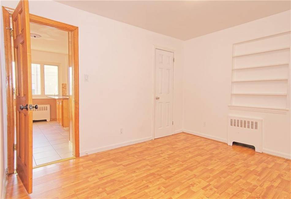2309 Hylan Boulevard, Staten Island, New York 10306, 6 Bedrooms Bedrooms, ,3 BathroomsBathrooms,Residential,For Sale,Hylan,492763