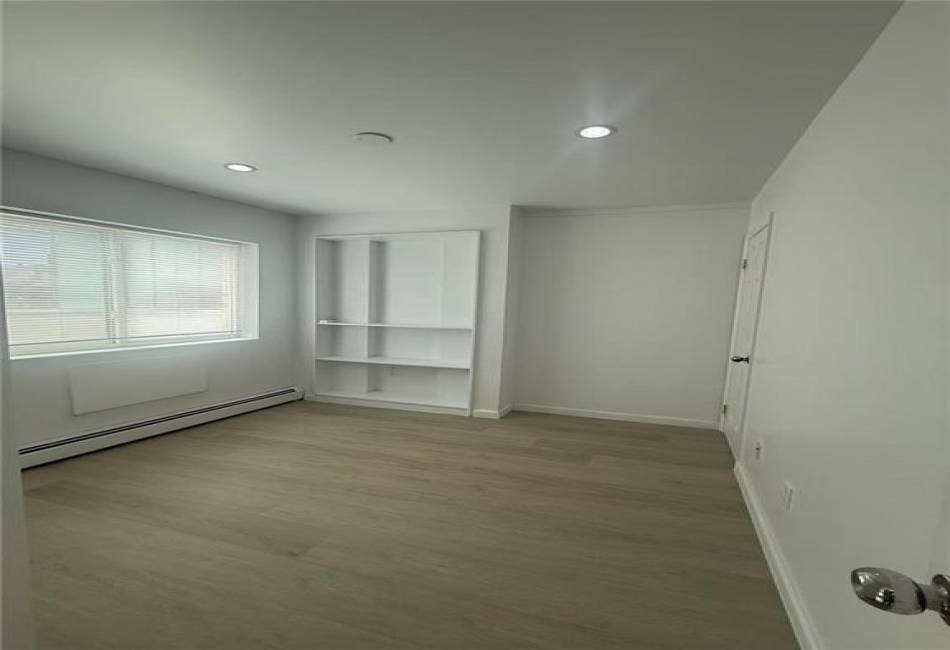 43-18 Robinson Street, Queens, New York 11355, 3 Bedrooms Bedrooms, ,2 BathroomsBathrooms,Residential,For Sale,Robinson,492764