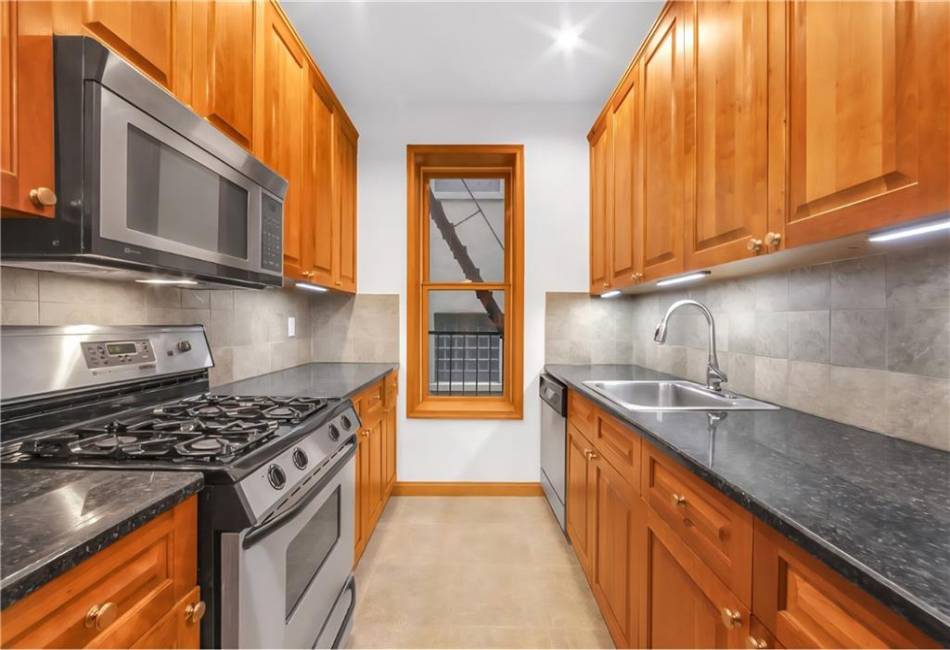 145 Prospect Park, Brooklyn, New York 11215, ,1 BathroomBathrooms,Residential,For Sale,Prospect,492765
