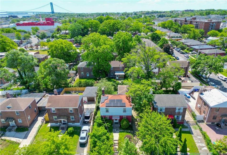 242 Vanderbilt Avenue, Staten Island, New York 10304, 2 Bedrooms Bedrooms, ,2 BathroomsBathrooms,Residential,For Sale,Vanderbilt,492766
