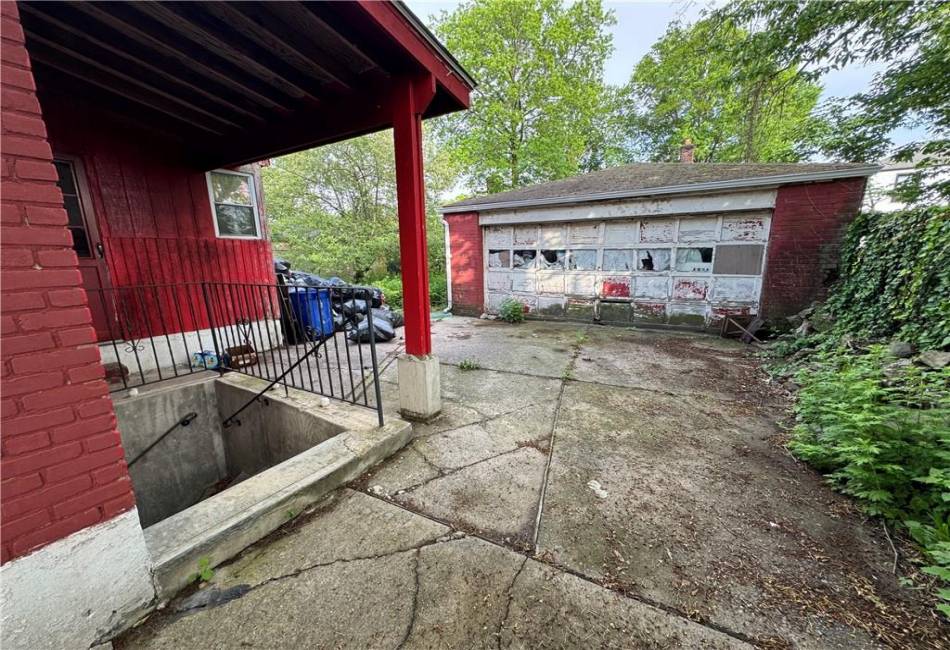 242 Vanderbilt Avenue, Staten Island, New York 10304, 2 Bedrooms Bedrooms, ,2 BathroomsBathrooms,Residential,For Sale,Vanderbilt,492766
