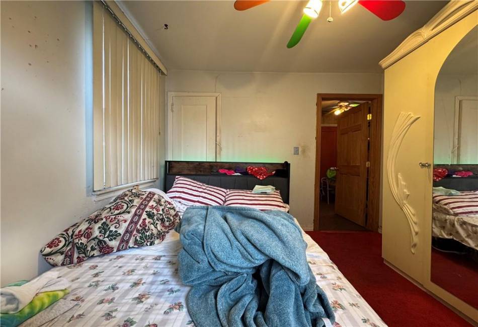242 Vanderbilt Avenue, Staten Island, New York 10304, 2 Bedrooms Bedrooms, ,2 BathroomsBathrooms,Residential,For Sale,Vanderbilt,492766