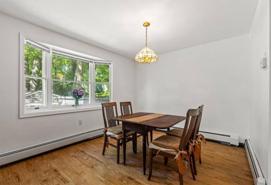 190 Prall Avenue, Staten Island, New York 10312, 2 Bedrooms Bedrooms, ,2 BathroomsBathrooms,Residential,For Sale,Prall,492771