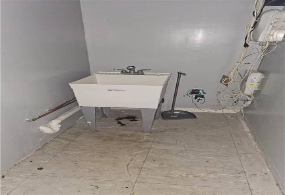 2172 Flatbush Avenue, Brooklyn, New York 11234, ,Rental,For Sale,Flatbush,492772