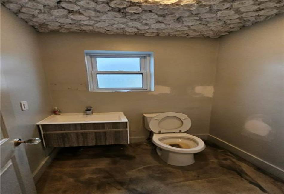 2172 Flatbush Avenue, Brooklyn, New York 11234, ,Rental,For Sale,Flatbush,492773