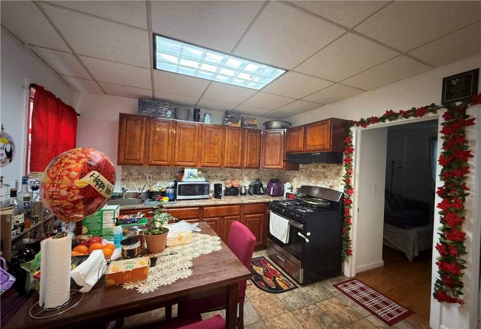 10304 Liberty Avenue, Ozone Park, New York 11417, ,Mixed Use,For Sale,Liberty,492776