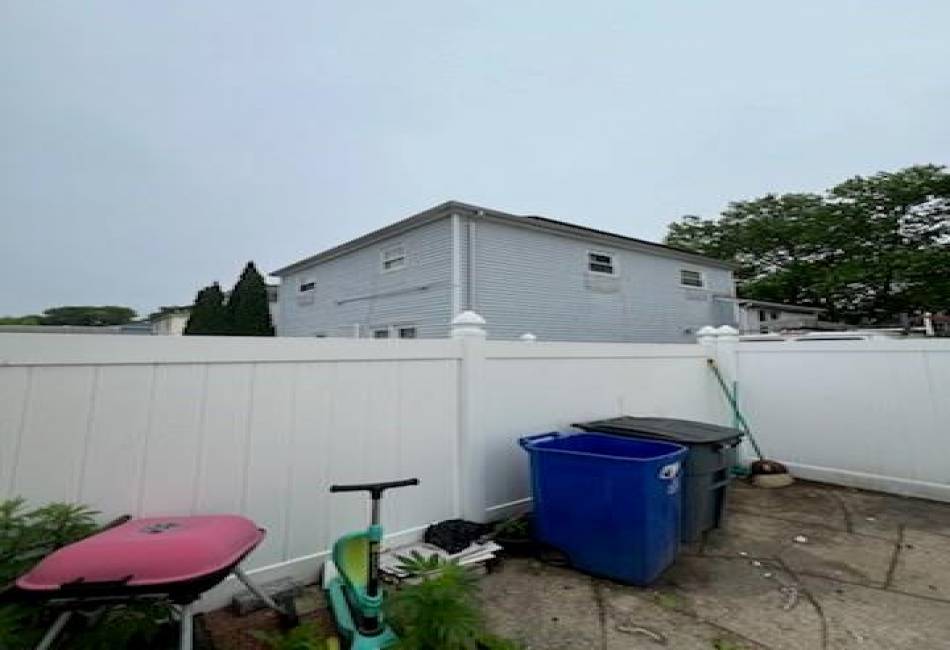 105-61 Flatlands 7th Street, Brooklyn, New York 11236, ,Residential,For Sale,Flatlands 7th,492777