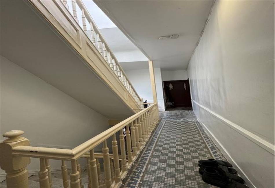 4002 8th Avenue, Brooklyn, New York 11232, ,Mixed Use,For Sale,8th,492592