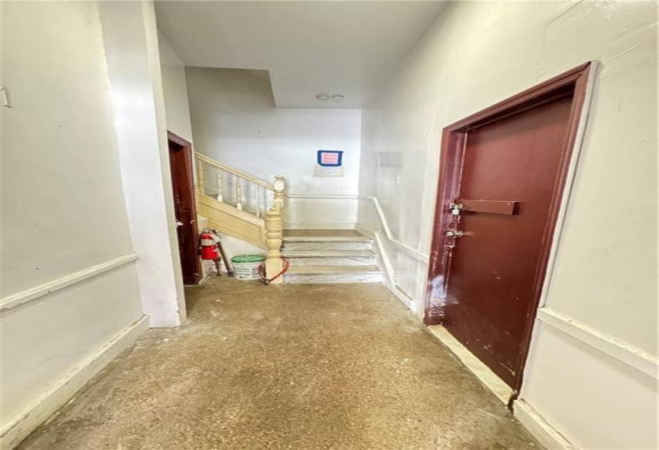4002 8th Avenue, Brooklyn, New York 11232, ,Mixed Use,For Sale,8th,492592