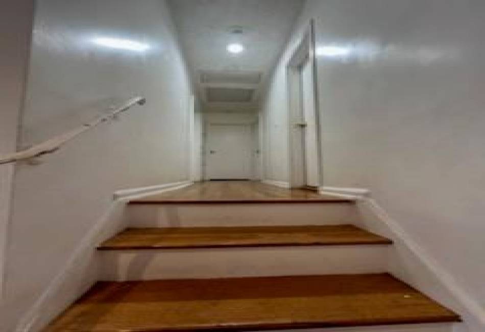 10567 Flatlands 7th Street, Brooklyn, New York 11236, 5 Bedrooms Bedrooms, ,3 BathroomsBathrooms,Residential,For Sale,Flatlands 7th,492778