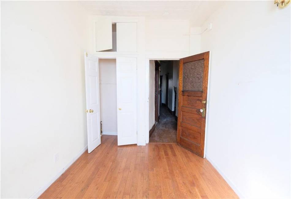 642 56th Street, Brooklyn, New York 11220, 10 Bedrooms Bedrooms, ,5 BathroomsBathrooms,Residential,For Sale,56th,492782