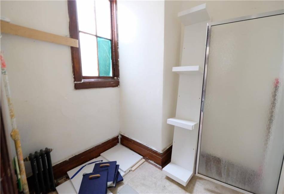642 56th Street, Brooklyn, New York 11220, 10 Bedrooms Bedrooms, ,5 BathroomsBathrooms,Residential,For Sale,56th,492782