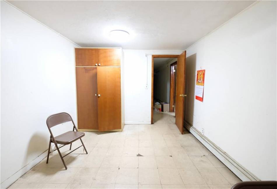 642 56th Street, Brooklyn, New York 11220, 10 Bedrooms Bedrooms, ,5 BathroomsBathrooms,Residential,For Sale,56th,492782