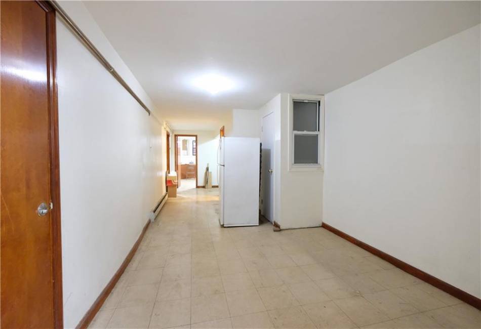 642 56th Street, Brooklyn, New York 11220, 10 Bedrooms Bedrooms, ,5 BathroomsBathrooms,Residential,For Sale,56th,492782
