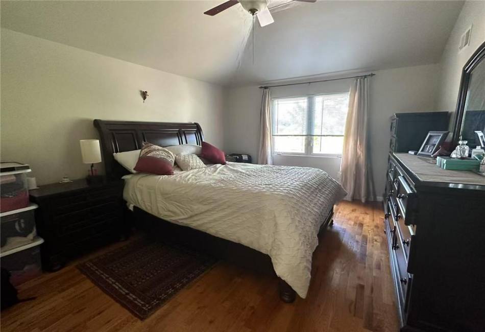 357 Cromwell Avenue, Staten Island, New York 10305, 3 Bedrooms Bedrooms, ,3 BathroomsBathrooms,Residential,For Sale,Cromwell,492789
