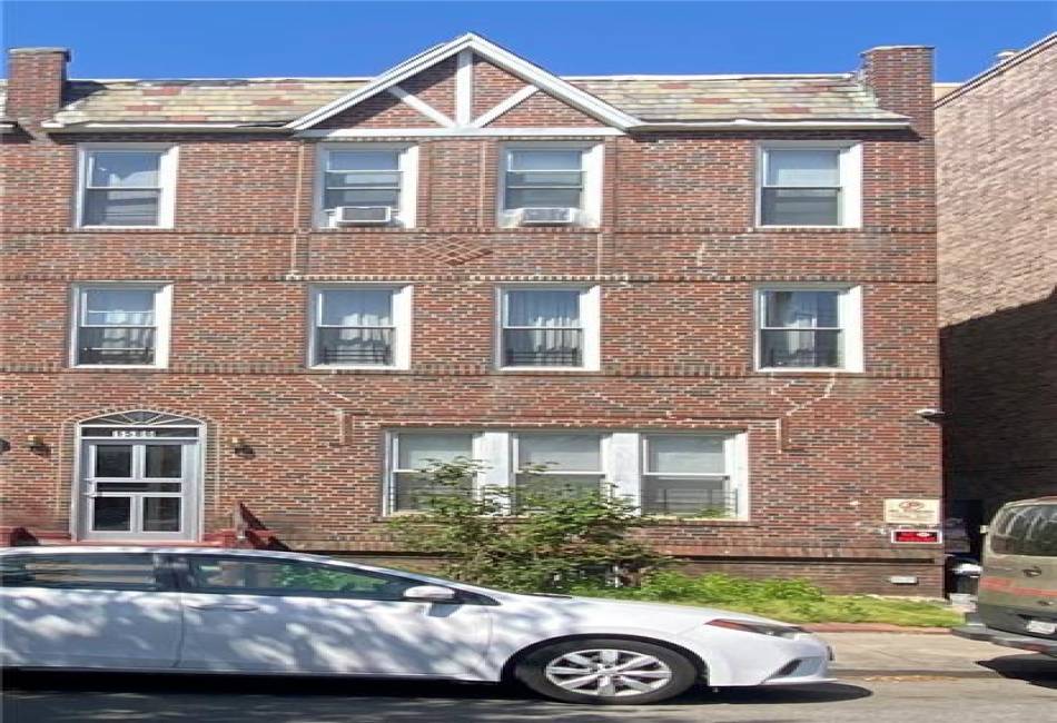 1586 22nd Street, Brooklyn, New York 11210, 11 Bedrooms Bedrooms, ,6 BathroomsBathrooms,Residential,For Sale,22nd,492792