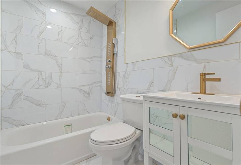 1021 87th Street, Kings, New York 11236, 3 Bedrooms Bedrooms, ,2 BathroomsBathrooms,Residential,For Sale,87th,484111