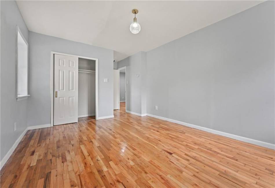 1021 87th Street, Kings, New York 11236, 3 Bedrooms Bedrooms, ,2 BathroomsBathrooms,Residential,For Sale,87th,484111