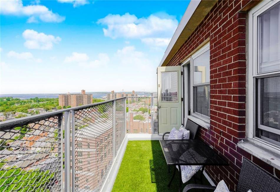 2483 16th Street, Brooklyn, New York 11214, 2 Bedrooms Bedrooms, ,1 BathroomBathrooms,Residential,For Sale,16th,492785