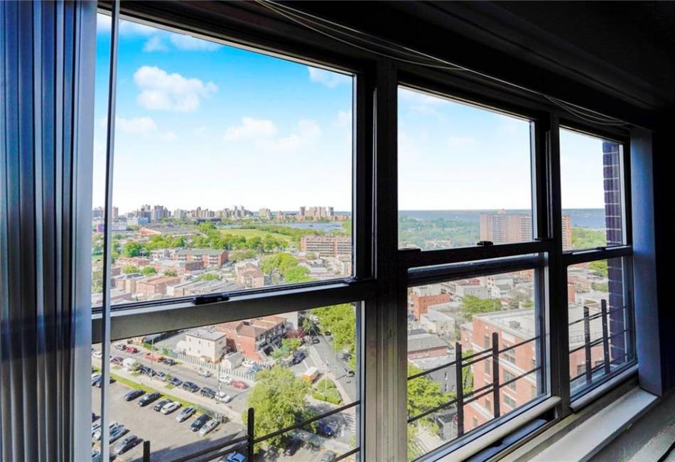 2483 16th Street, Brooklyn, New York 11214, 2 Bedrooms Bedrooms, ,1 BathroomBathrooms,Residential,For Sale,16th,492785