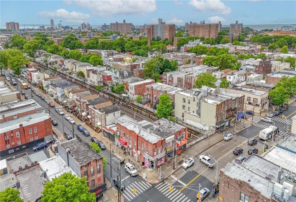 156 Avenue U, Brooklyn, New York 11223, ,Mixed Use,For Sale,Avenue U,492790