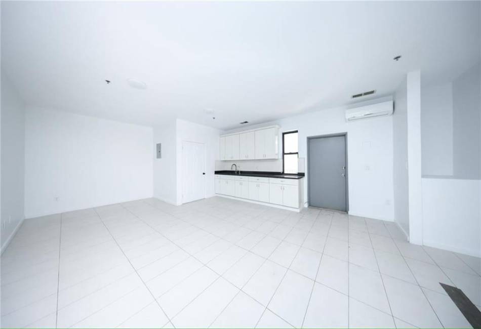 188 Woodpoint Road, Brooklyn, New York 11211, ,Commercial,For Sale,Woodpoint,492791