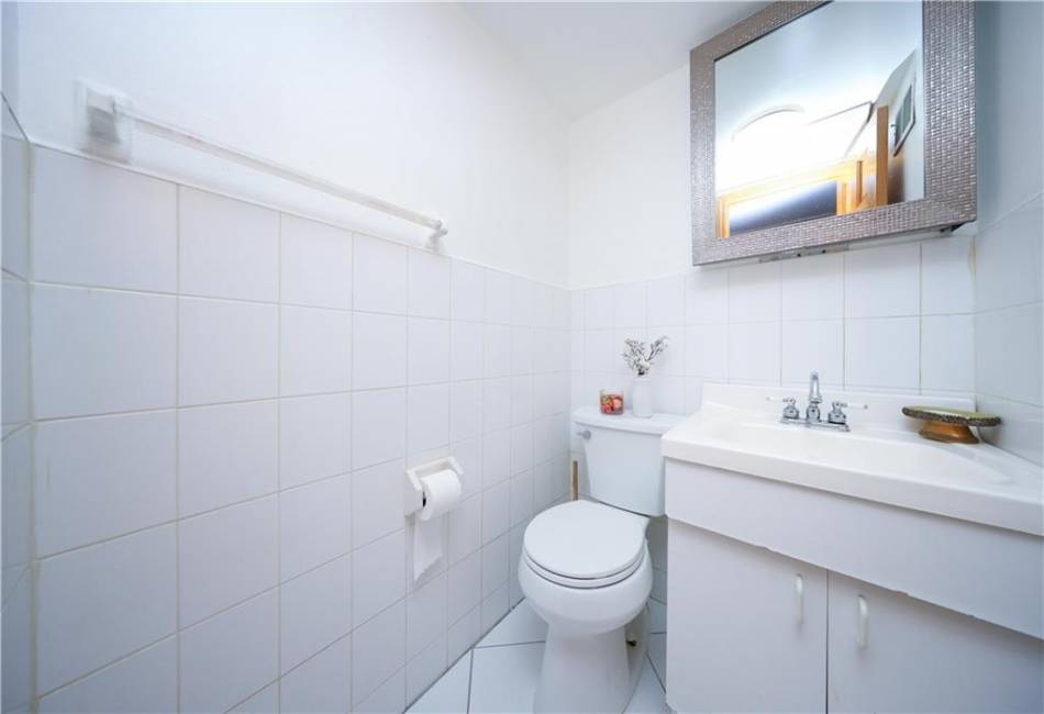 97 Debbie Street, Staten Island, New York 10314, 2 Bedrooms Bedrooms, ,2 BathroomsBathrooms,Residential,For Sale,Debbie,492793