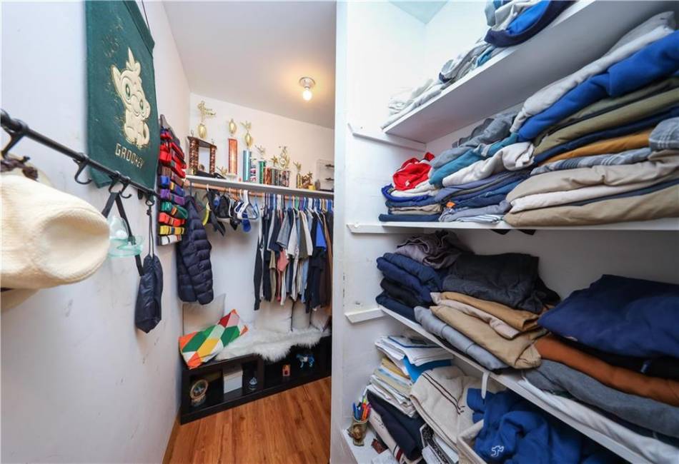 97 Debbie Street, Staten Island, New York 10314, 2 Bedrooms Bedrooms, ,2 BathroomsBathrooms,Residential,For Sale,Debbie,492793