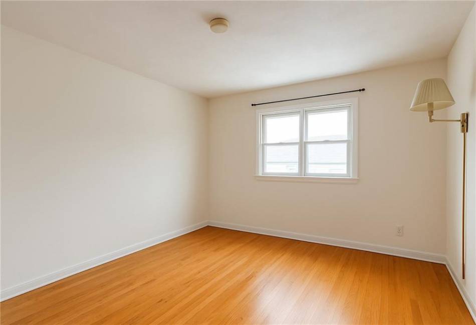 1054 Rensselaer Avenue, Staten Island, New York 10309, 3 Bedrooms Bedrooms, ,3 BathroomsBathrooms,Residential,For Sale,Rensselaer,492795