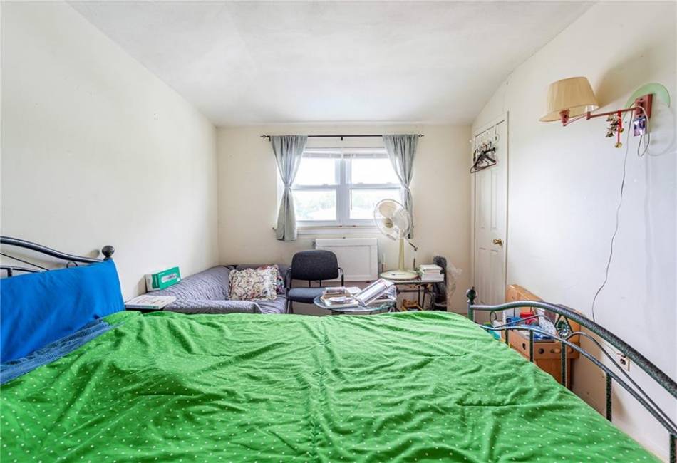 1054 Rensselaer Avenue, Staten Island, New York 10309, 3 Bedrooms Bedrooms, ,3 BathroomsBathrooms,Residential,For Sale,Rensselaer,492795
