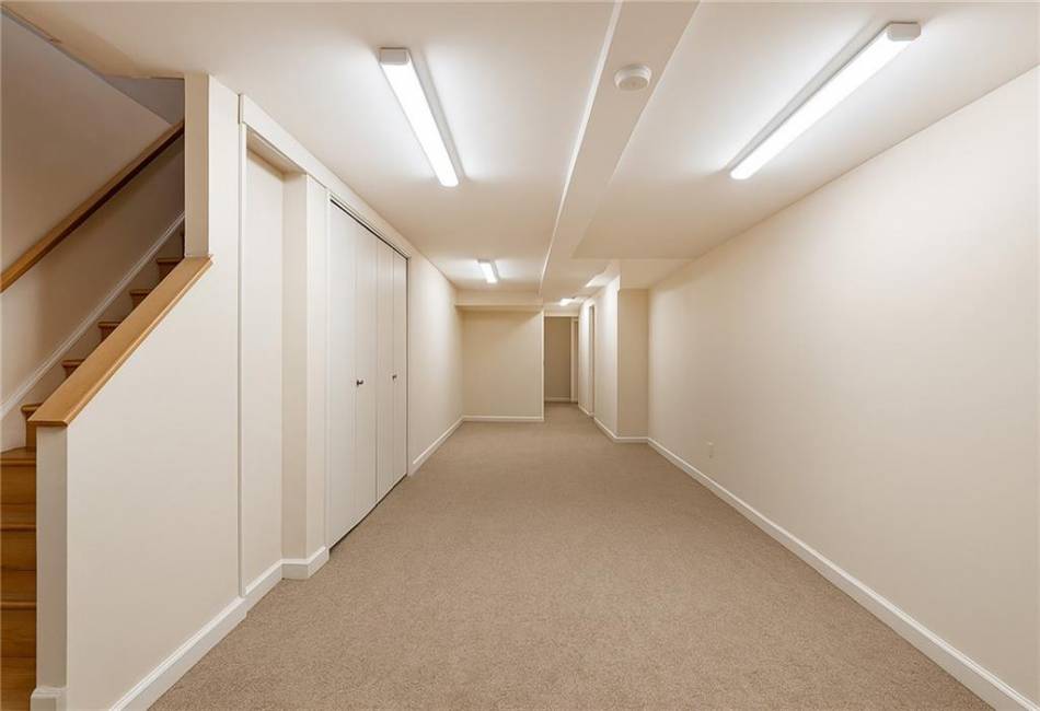 1054 Rensselaer Avenue, Staten Island, New York 10309, 3 Bedrooms Bedrooms, ,3 BathroomsBathrooms,Residential,For Sale,Rensselaer,492795
